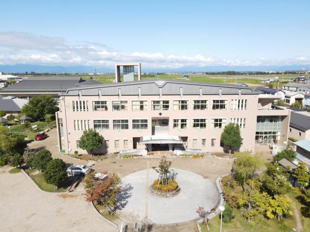 彦根市立城陽小学校