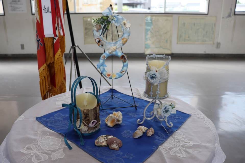 琥珀の特徴を持つ石に見える物体 川揚がり 木更津市立木更津第一