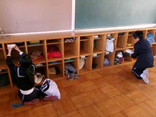 教室に落ちてたゴミ 飾りにどうぞ！ 教室に落ちてたゴミ 飾りにどうぞ！