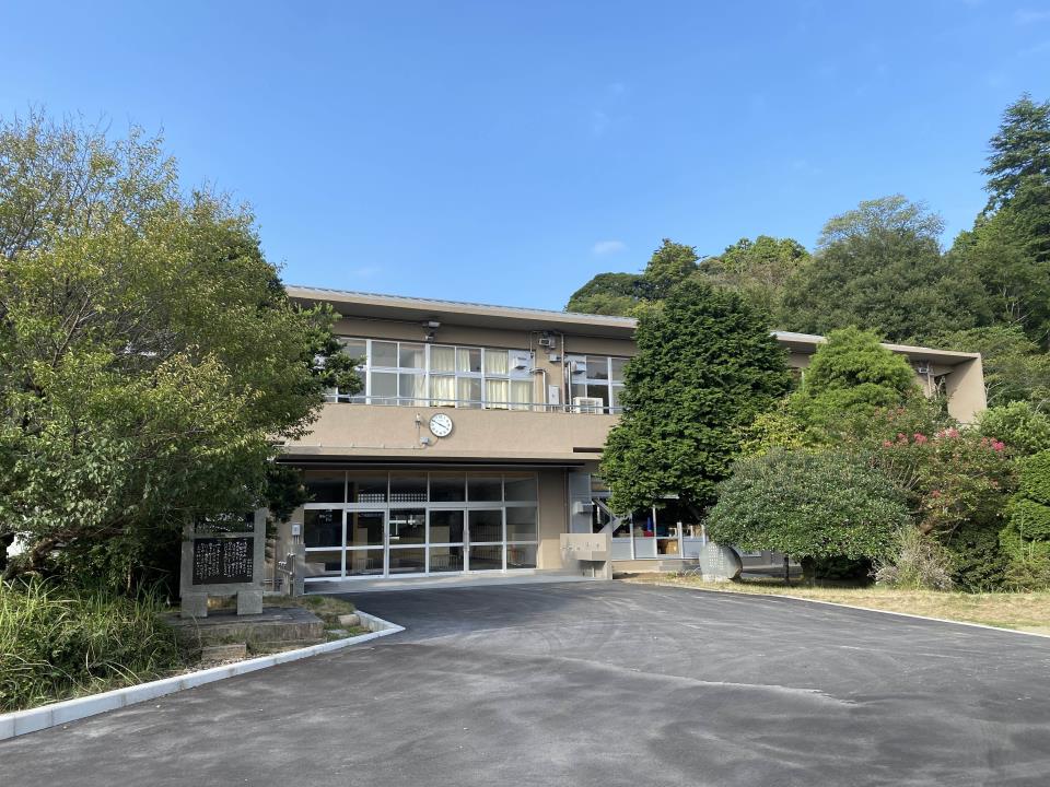 君津市立上総小学校