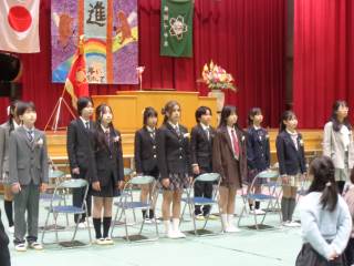 WAI WAI 炒める 制服、くるみ制服他 幼稚園 女の子 入園準備品 