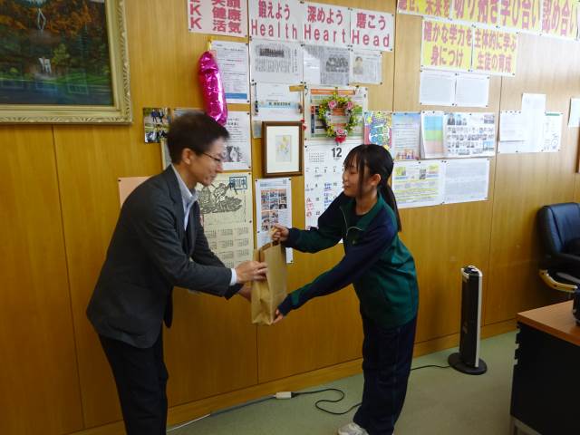 自衛官の心がまえ 手帳冊子 全16ページ 自衛隊 | 新書マップ4D