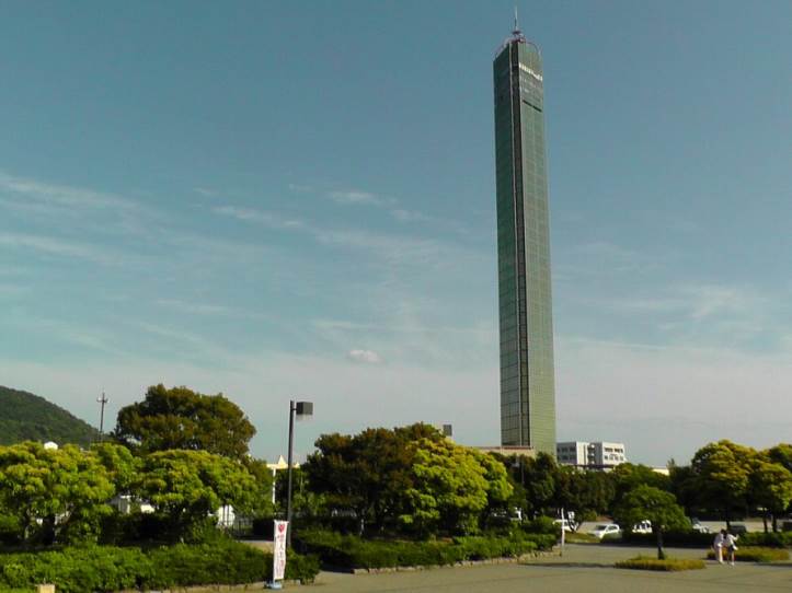 CDVDタワー 知恵の輪-ゴールドタワー01・❗