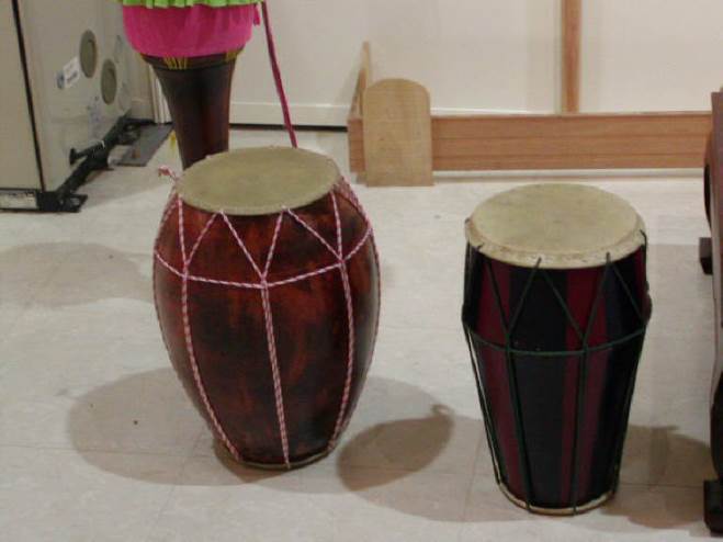 知恵の輪-ラオスの太鼓（たいこ）1🎵