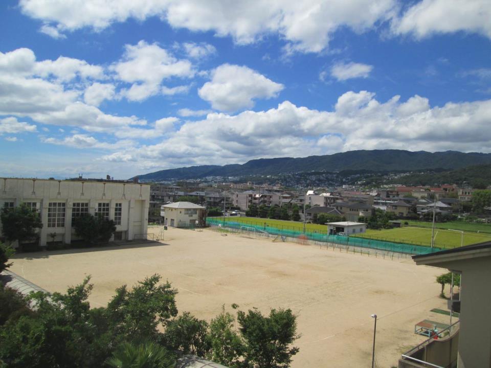 西宮市立上ケ原小学校