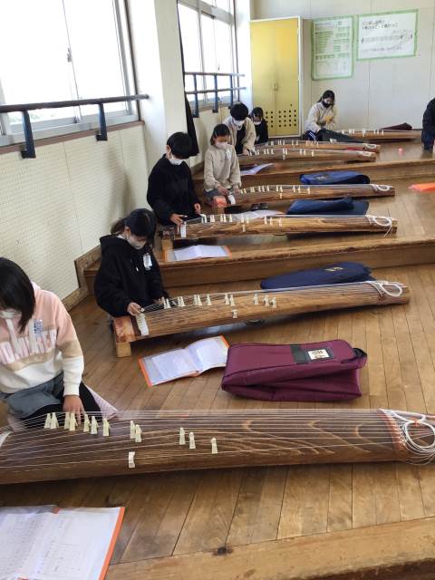 演奏会上級者用17弦一式　メインテナンス済み 演奏会用上質十七弦一式 メインテナンス済み